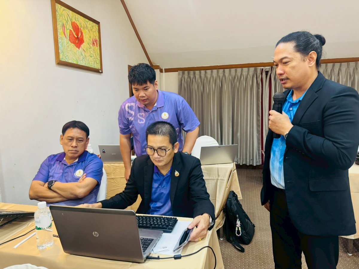 โครงการพัฒนาศักยภาพบุคลากรด้านการใช้แพลตฟอร์ม Canva ในการบริหารจัดการชั้นเรียน
