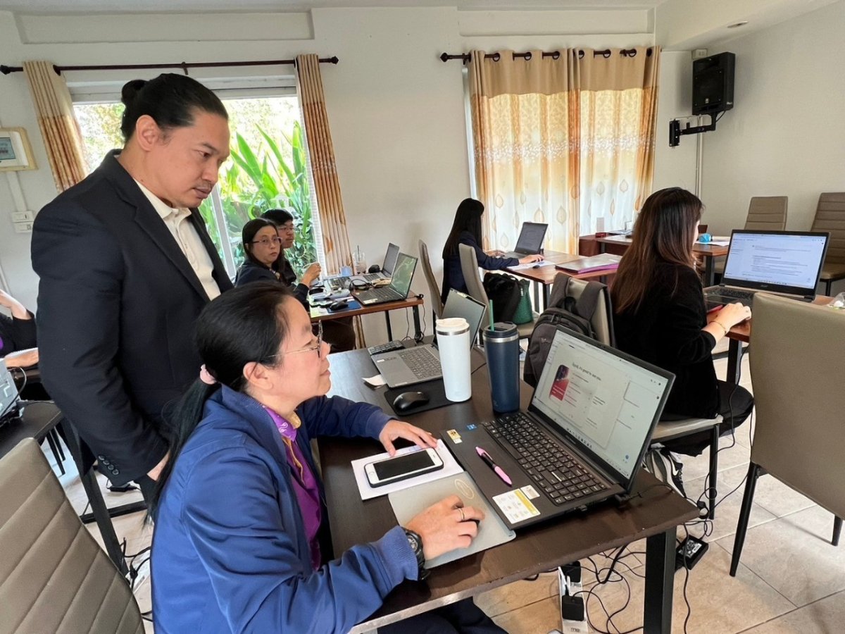 โครงการอบรมเชิงปฏิบัติการการใช้ AI เพื่อสนับสนุนงานด้านการศึกษา