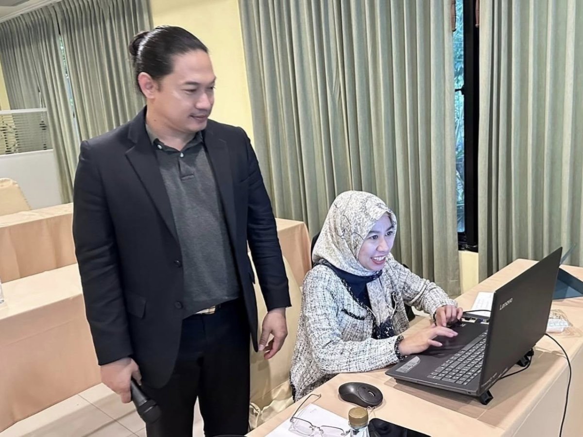 โครงการอบรมเชิงปฏิบัติการการประยุกต์ใช้เทคโนโลยีปัญญาประดิษฐ์ AI เพื่อเพิ่มประสิทธิภาพในการปฏิบัติงานและการจัดการเรียนการสอน