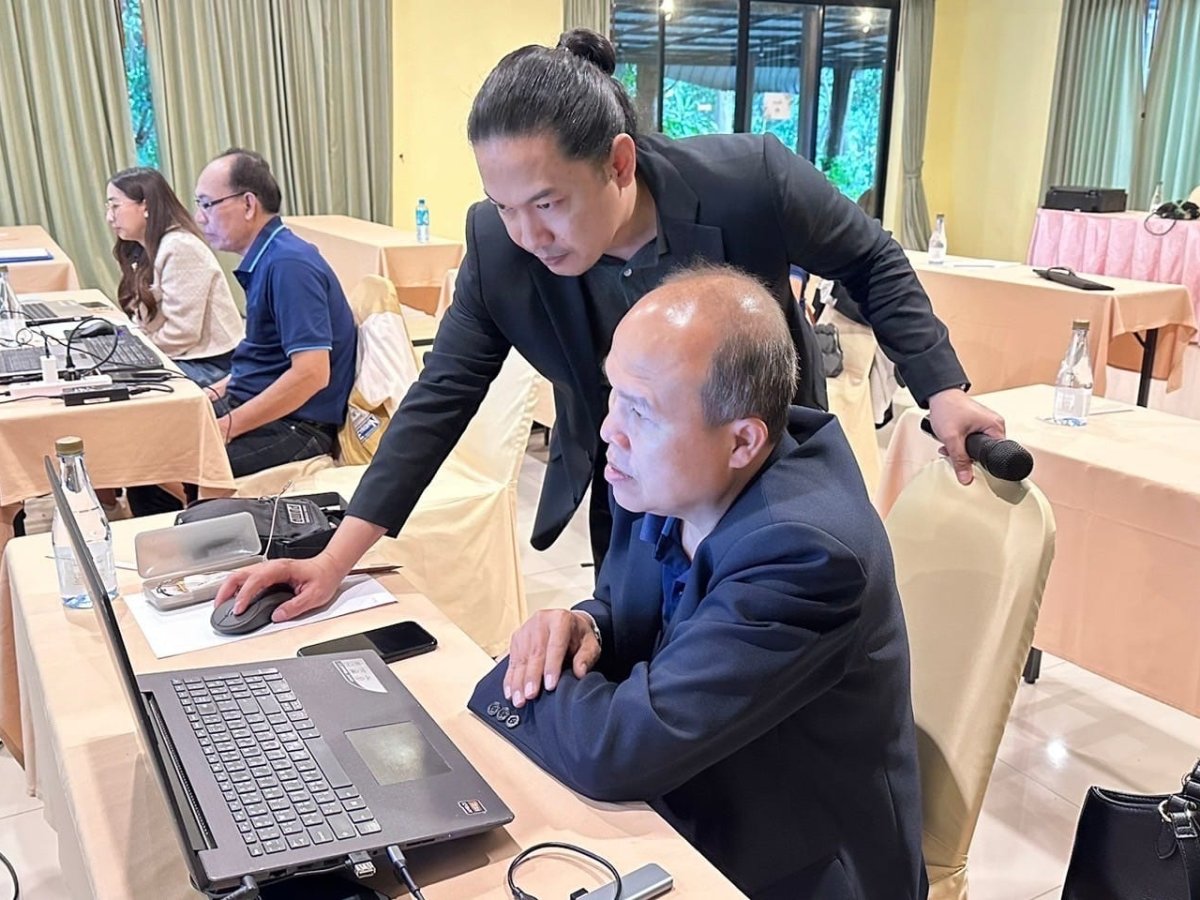 โครงการอบรมเชิงปฏิบัติการการประยุกต์ใช้เทคโนโลยีปัญญาประดิษฐ์ AI เพื่อเพิ่มประสิทธิภาพในการปฏิบัติงานและการจัดการเรียนการสอน