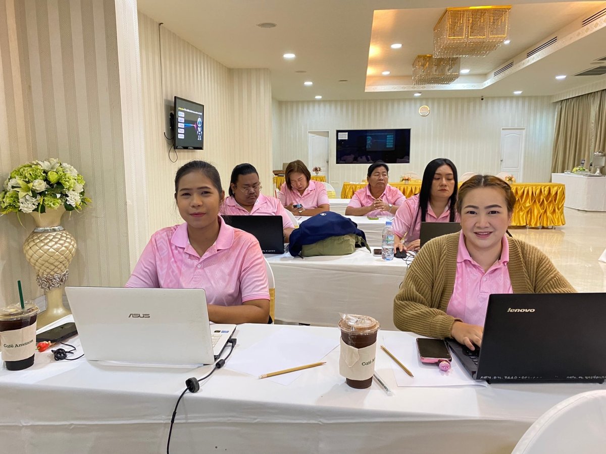 โครงการพัฒนาบุคลากรด้านเทคโนโลยีระบบดูแลช่วยเหลือผู้เรียน อำนวยความสะดวกในการจัดการเรียนการสอน และการจัดการเรียนรู้แบบ Active Learning โดยใช้โครงงานเป็นฐาน
