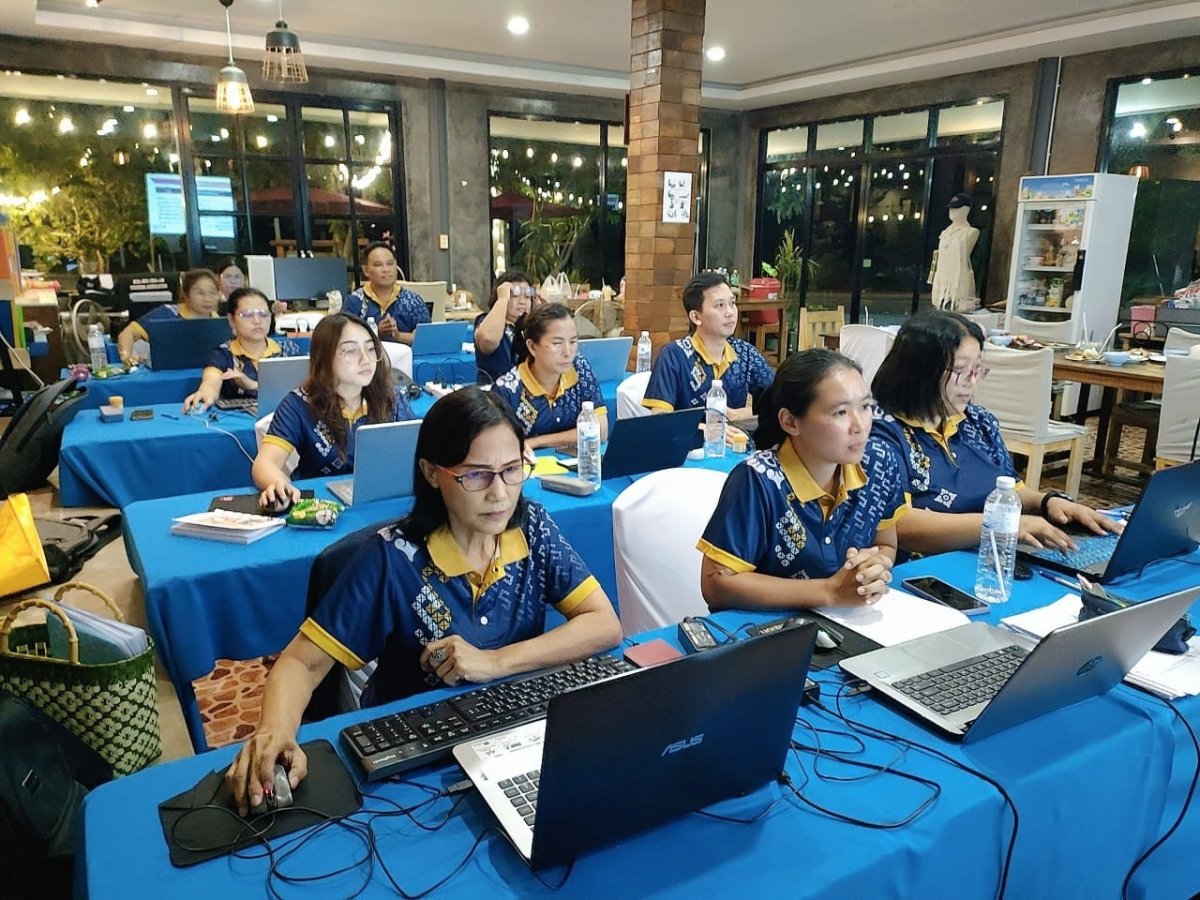 โครงการอบรมเชิงปฏิบัติการเพื่อพัฒนาศักยภาพของบุคลากรด้านการวิจัยในชั้นเรียน