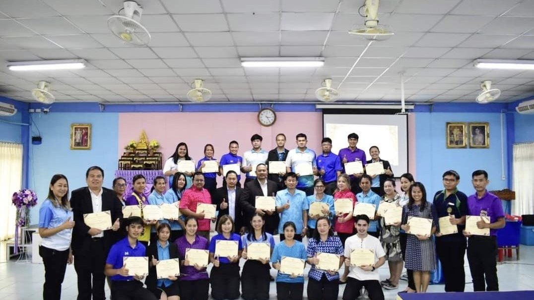 โครงการพัฒนาบุคลากรทางการศึกษาในการใช้งานระบบเชื่อมโยงข้อมูลสารสนเทศระหว่างผู้เรียน ผู้สอน และผู้บริหาร เพื่อเพิ่มประสิทธิภาพในการจัดการเรียนการสอน