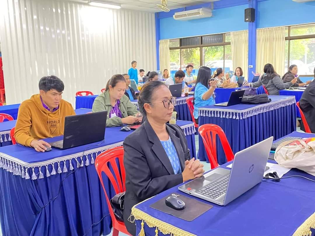 โครงการพัฒนาบุคลากรทางการศึกษาในการใช้งานระบบเชื่อมโยงข้อมูลสารสนเทศระหว่างผู้เรียน ผู้สอน และผู้บริหาร เพื่อเพิ่มประสิทธิภาพในการจัดการเรียนการสอน