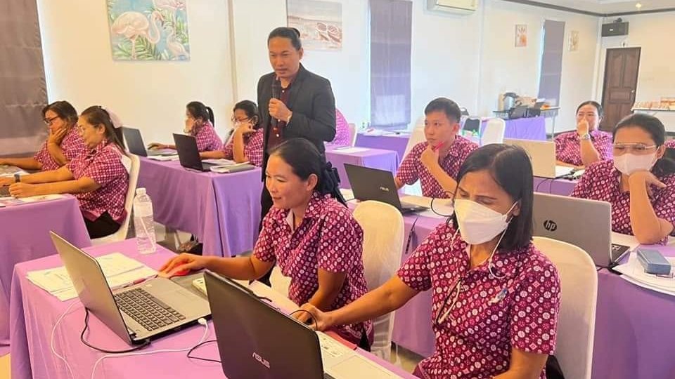 โครงการอบรมเชิงปฏิบัติการพัฒนาบุคลากรด้านระบบบริหารจัดการข้อมูลผู้เรียนออนไลน์ เพื่อการเรียนรู้ตลอดชีวิต ประจำปี 2566