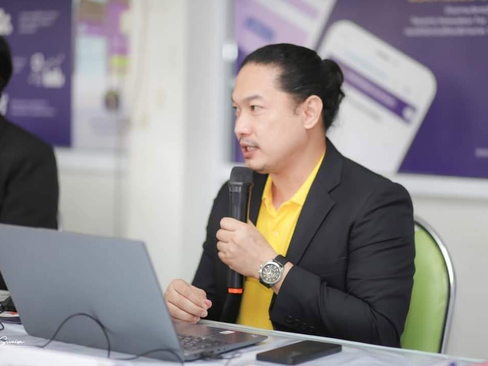 แลกเปลี่ยนเรียนรู้กับคณะศึกษาดูงานจาก สกร.ระดับอำเภอทุ่งช้าง จังหวัดน่าน